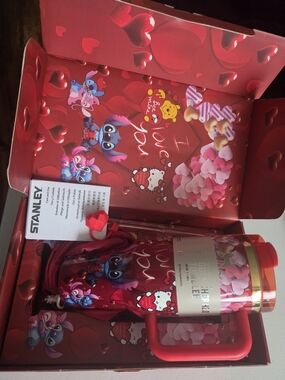Stanley Red Heart-Print Travel Tumbler with Character Design